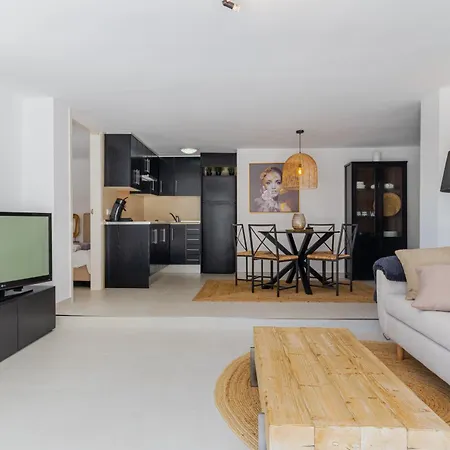 Semesterbostad Wonderful Near With Mediterranean Views *