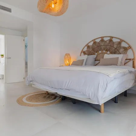 Wonderful Near With Mediterranean Views Marbella