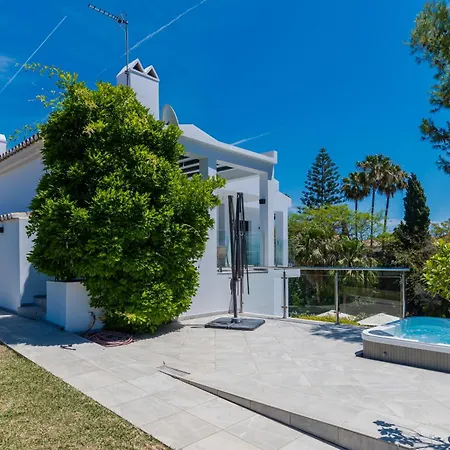 Wonderful Near With Mediterranean Views Marbella